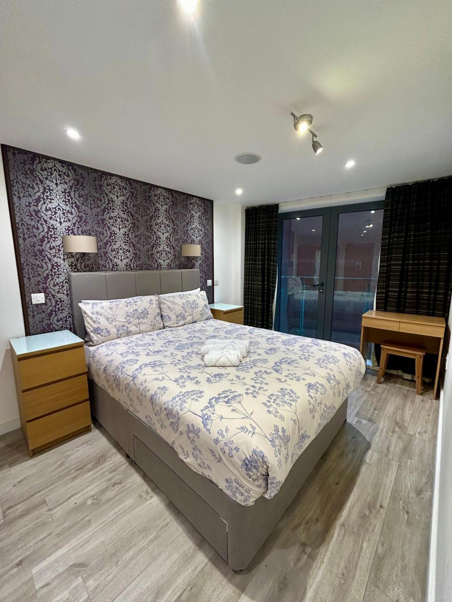Cosy City Centre Location, Hydro Massage Showe Manchester Exteriör bild